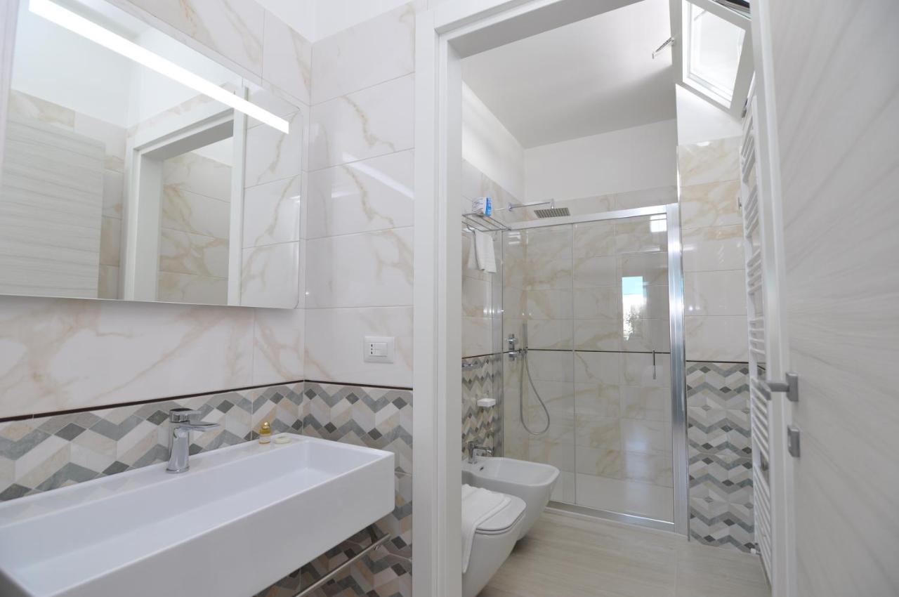 Blanc Apartments E Rooms بورتو سيساريو المظهر الخارجي الصورة