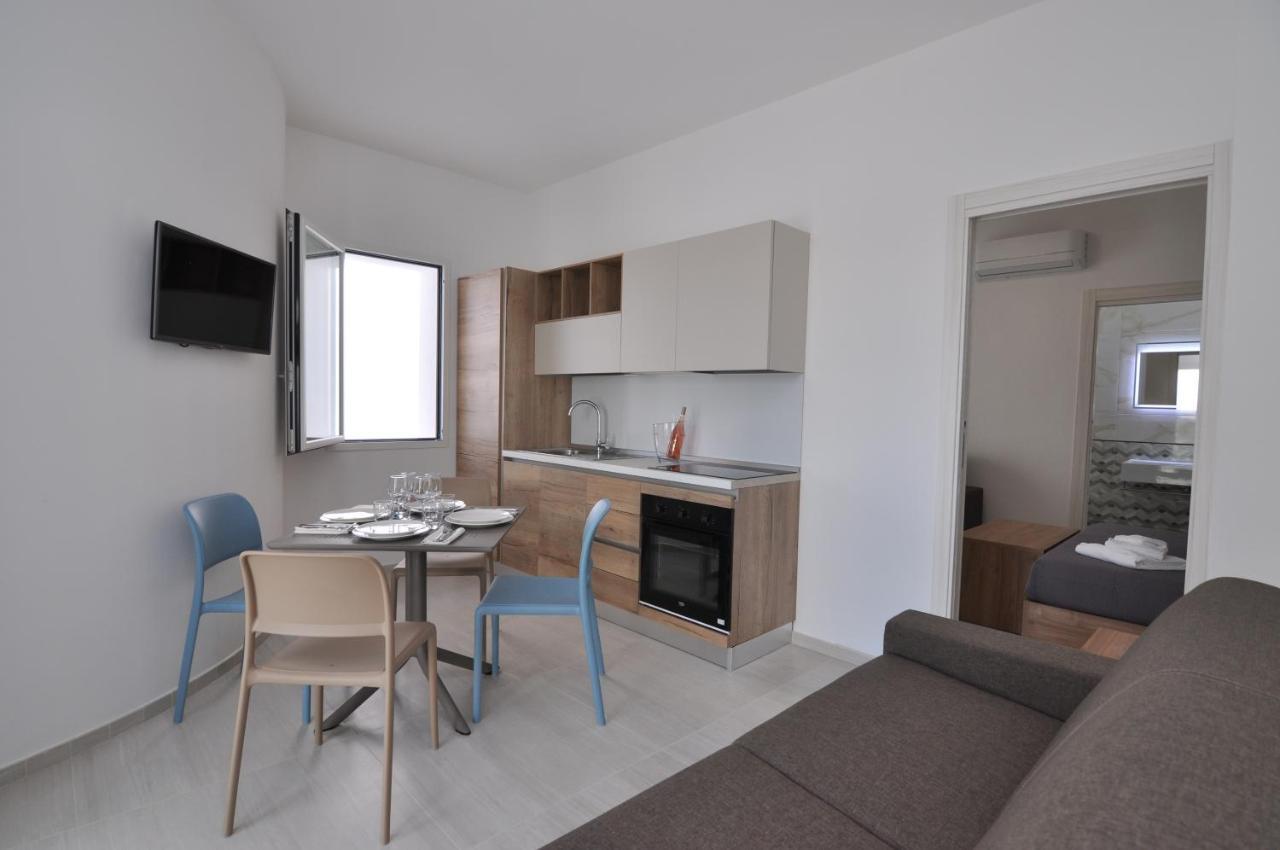 Blanc Apartments E Rooms بورتو سيساريو المظهر الخارجي الصورة