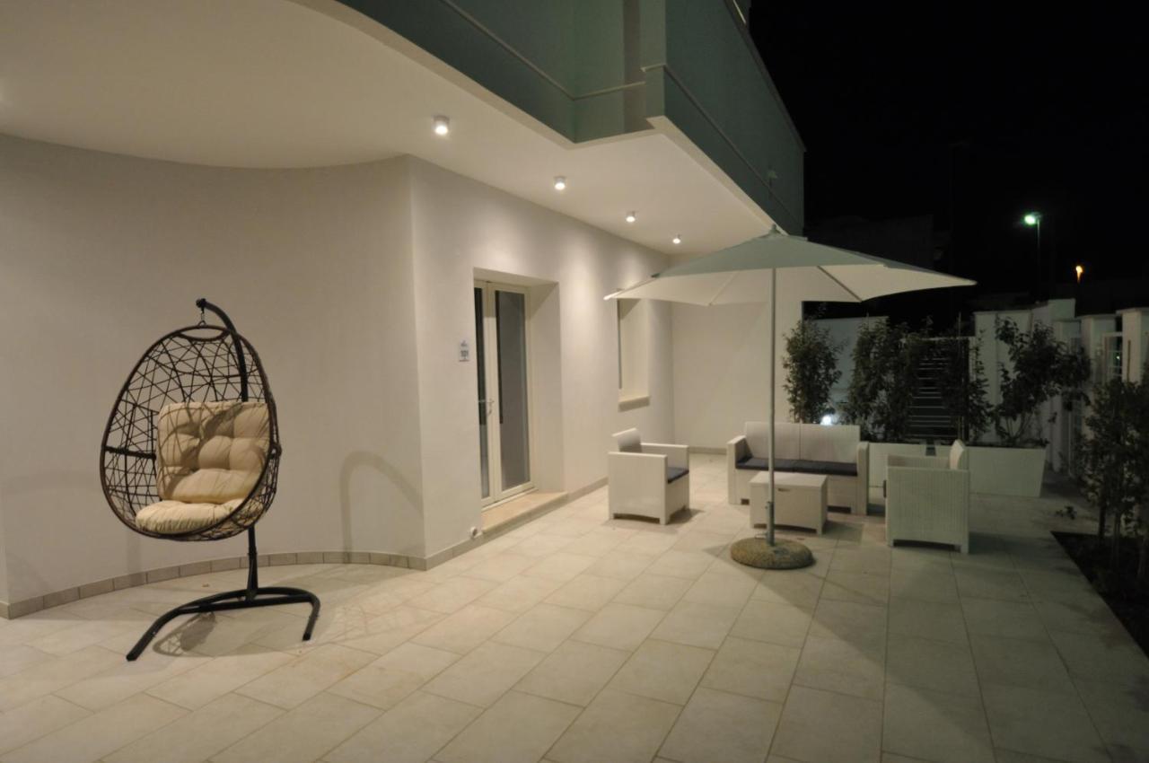 Blanc Apartments E Rooms بورتو سيساريو المظهر الخارجي الصورة