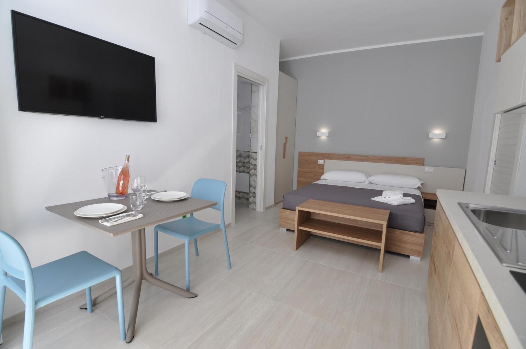 Blanc Apartments E Rooms بورتو سيساريو المظهر الخارجي الصورة